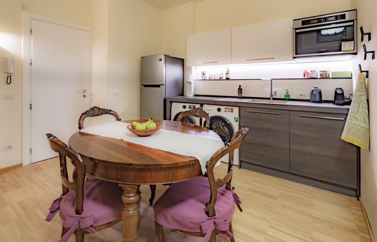 Apartament La Casa Colorata - Flats In Milan - Bocconi Zewnętrze zdjęcie